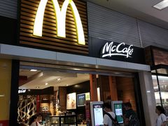 门面-麦当劳(汉口火车站候车室店)