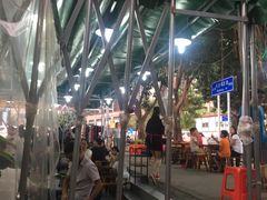 -灌县老妈砂锅串串香(万科红生活广场店)