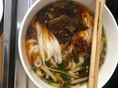 -矮子粉店1985·长沙米粉(湘春路店)