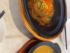 -阿瓦山寨·湘菜现炒·剁椒鱼头王(咸阳总店)