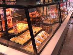 -巴黎贝甜(大宁国际商业广场店)