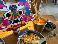 -包整·丝娃娃(一览甲秀楼风景店)