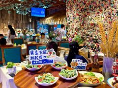 -领鲜活海鲜榴莲自助火锅(东门店)