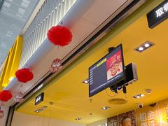 -麦当劳(深圳北站B2检票口楼上)