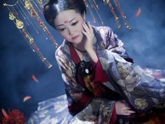 -九月鹰飞汉服摄影工作室