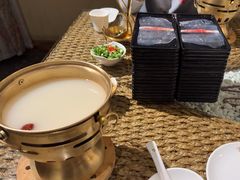 -慢丽江·云南野生菌土鸡锅(西山店)