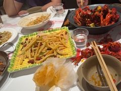 -肥肥虾庄·金牌油焖大虾(汉口城市广场店)