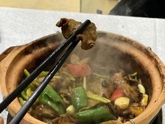 生啫牛舌-天宝食坊·啫啫煲大排档(西华路店)