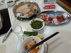 -尚品海鲜肥牛自助火锅(湖明店)