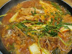 -喇喇排骨火锅·传统韩式脊骨汤(望京西园总店)