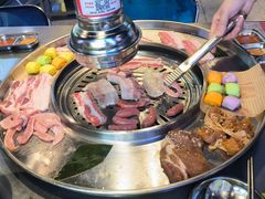 -哈哈碳都·牛肋条无限自助烤肉(台江万达店)