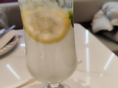 -必胜客(大悦城店)