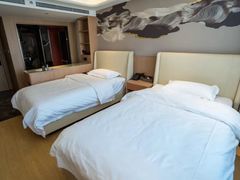 -爱舍海岸酒店(香港中路五四广场店)