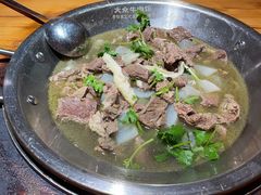 -大众跷脚牛肉馆·非遗传承单位(峨眉山店)