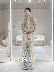 -Renee芮亦婚纱(原丽莎)
