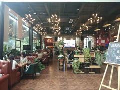 大堂-桉树林A coffee 森林餐厅(三圣乡店)
