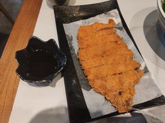 馋嘴炸猪排-馋三尺蟹粉小笼(人民广场店)