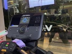 -威克健身游泳(万菱汇店)