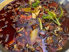 -老表牌·蛙蛙鸡冷锅鱼(成都东站店)