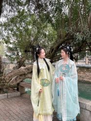 -一揽芳华汉服旗袍体验馆(拙政园店)