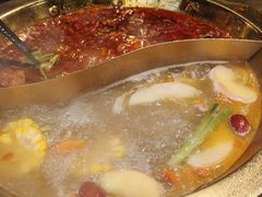 -小天鹅火锅·一线江景洪鼎旗舰店(洪崖洞店)