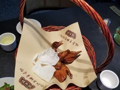 -鸽子侯·家宴·平价海鲜(市图书馆店)