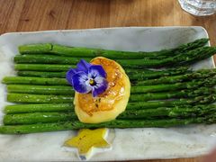 -304/BRUNCHRESTAURANT