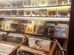 -黑胶星球(华发中城商都店)