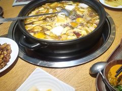 -一朵菌·野生菌探索家火锅(南亚店)