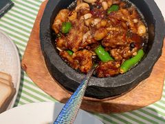 招牌杭椒牛蛙-桂满陇·蟹黄小笼汤包(清河万象店)