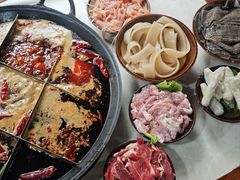 -正南齊北重庆老火锅(光华村直营店)