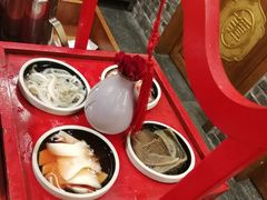 谭公四宝-谭鸭血老火锅(龙湖宝山天街店)