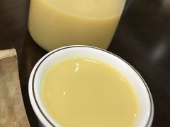 -胡须哥网红竹筒菜