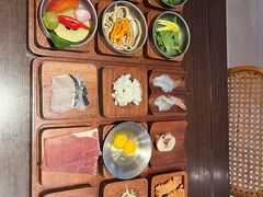 -银米·云南传统过桥米线(双廊黑金冠店)