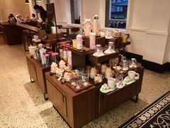 零售区-星巴克臻选(广州沙面店)