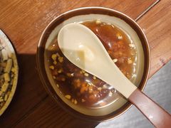 -野山舂·贵州现舂酸汤牛肉(东山店)