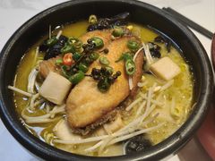 -渝是乎酸菜鱼·川渝小炒(新世界百货望京店)