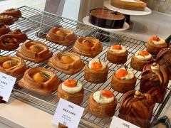 -VERIE BAKEHOUSE