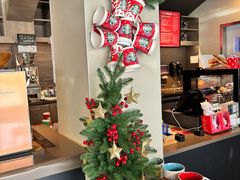 -星巴克(西藏路店)