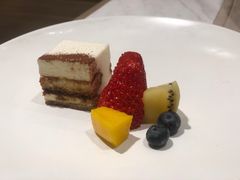 提拉米苏-窗外西餐厅(普罗理想国店)