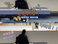 -冠军冰场CHAMPION RINK(环球银泰城店)