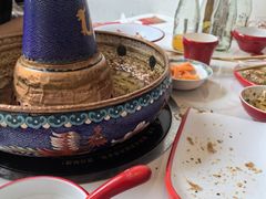 -毛辣果·贵州红酸汤牛肉火锅(西单店)
