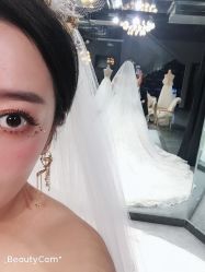 -艾米丽婚纱礼服