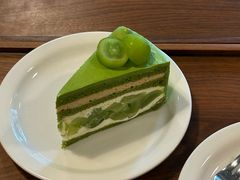 茉莉青提抹茶蛋糕-black rainbow coffee