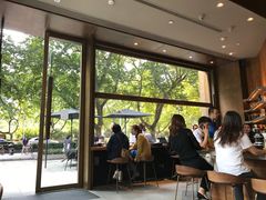 -星巴克臻选(南京艾尚天地店)