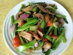 菜心炒猪颈肉-大自然美食农庄(广州南站店)