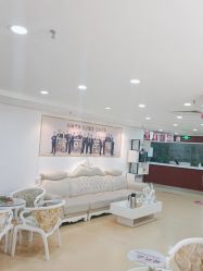 -南京健丽·去眼袋医疗美容机构