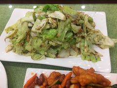 酱爆圆白菜-桃子餐厅·天津菜(红星路直营店)