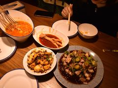 酸爽猪蹄-二孃鸡爪爪(东风路总店)