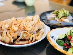 -壹阁胡羊焖饼(特色小吃街店)